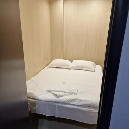 Albergue Marelis Sea *