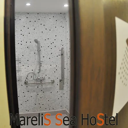 Albergue Marelis Sea *